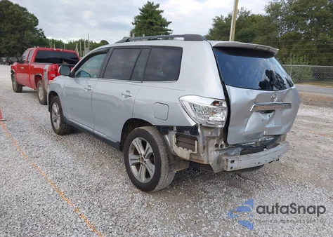 2013 Toyota Highlander z USA, uszkodzony, nr VIN 5TDZA3EH9DS046062